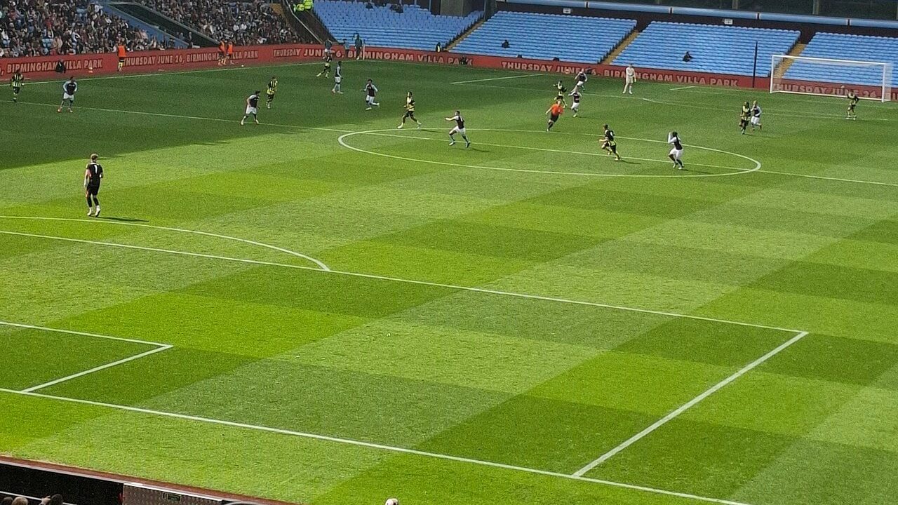 Villa Park ottelun aikana