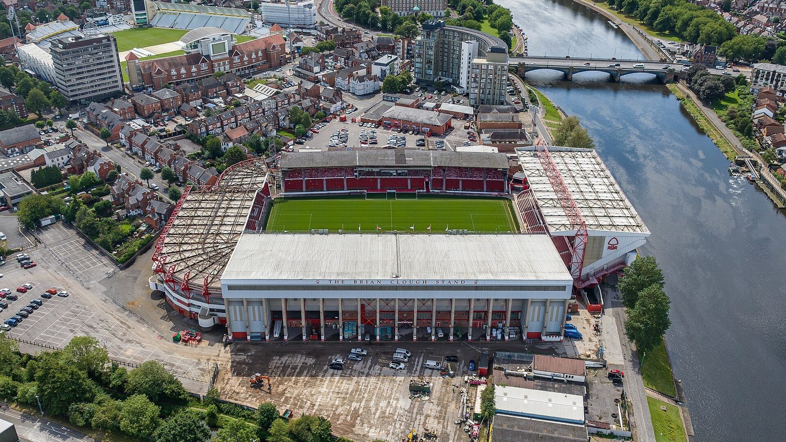 Nottingham Forestin kotistadion City Ground ilmasta kuvattuna