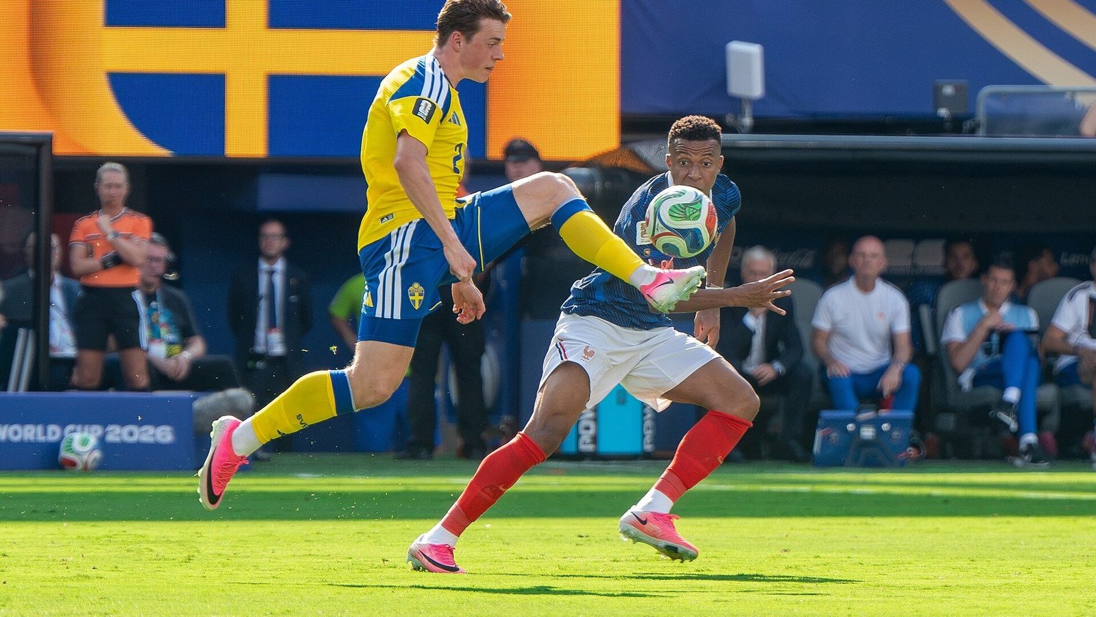 Kylian Mbappé Ranskan paidassa MM-kisojen ottelussa Ruotsia vastaan