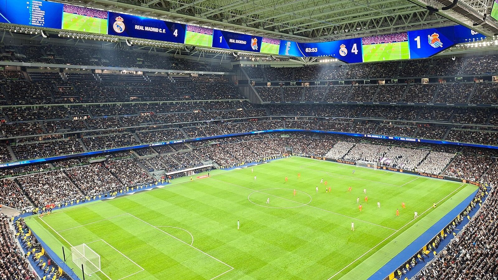Santiago Bernabéu Real Madridin ja Real Sociedadin ottelussa