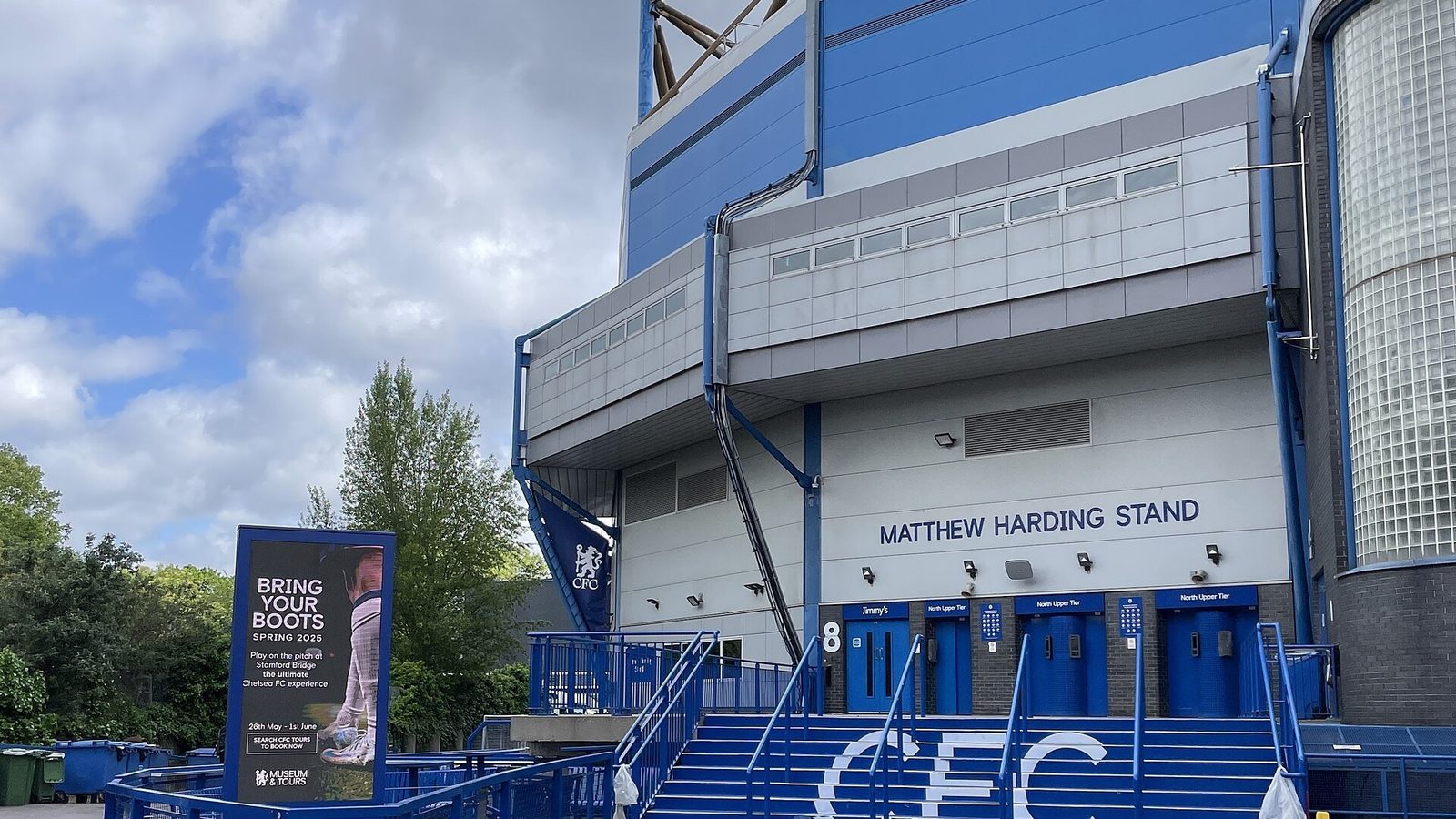 Matthew Harding -katsomon sisäänkäynti Stamford Bridgellä